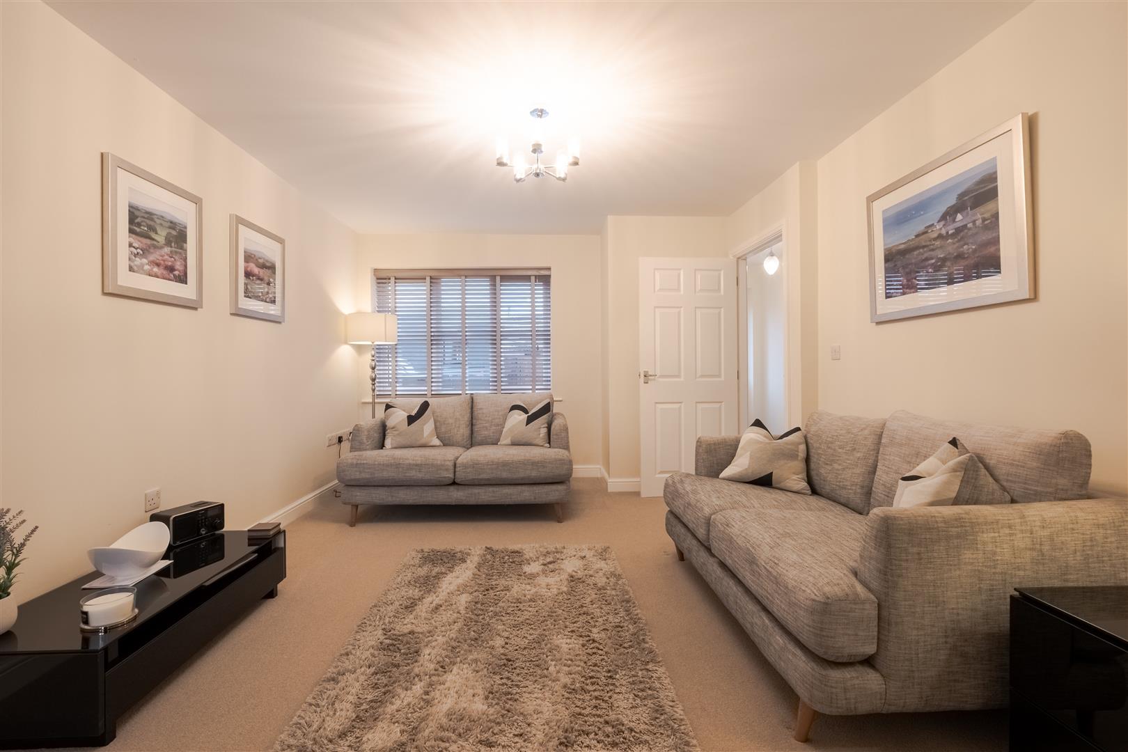 22 St. James Gardens (9 of 22).jpg